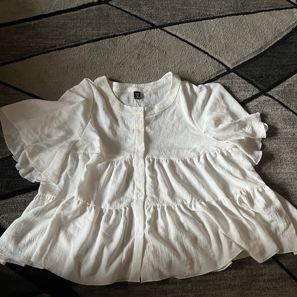 Flowy white top! Never worn! - Picture 1 of 2